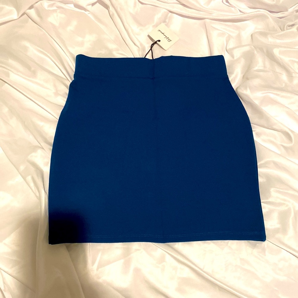 Revamped - Picture 3 of 3